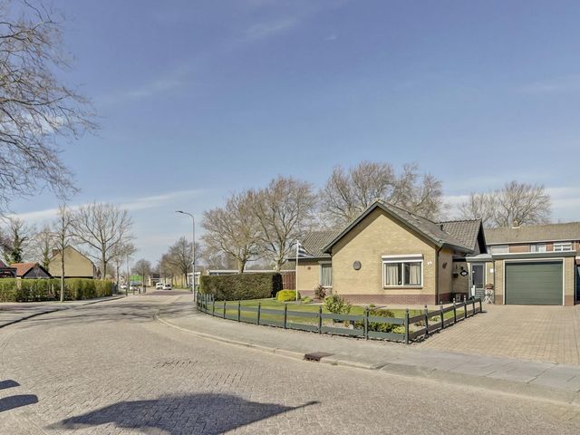 van den Abeelestraat 33, Oosterland