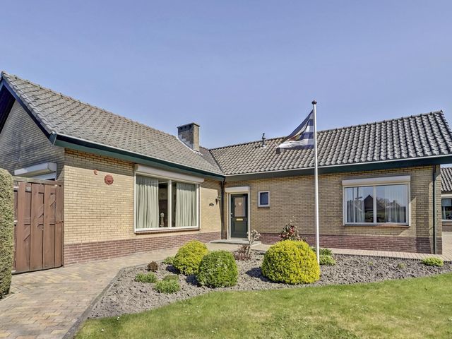 van den Abeelestraat 33, Oosterland