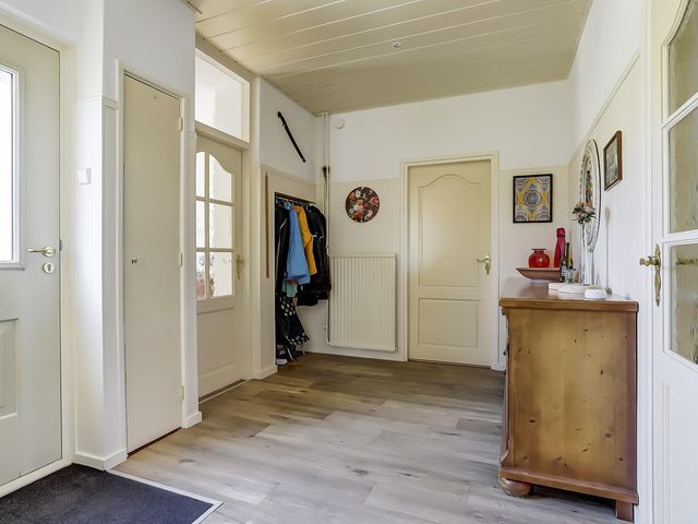 van den Abeelestraat 33, Oosterland