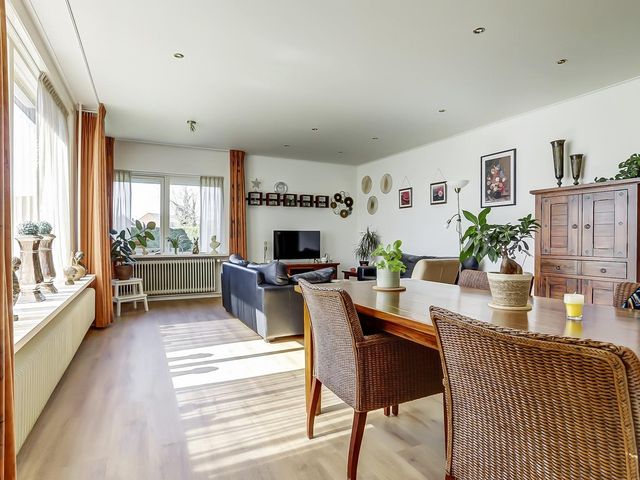 van den Abeelestraat 33, Oosterland