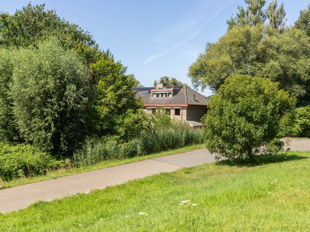 Roomburgerweg 34, Leiden