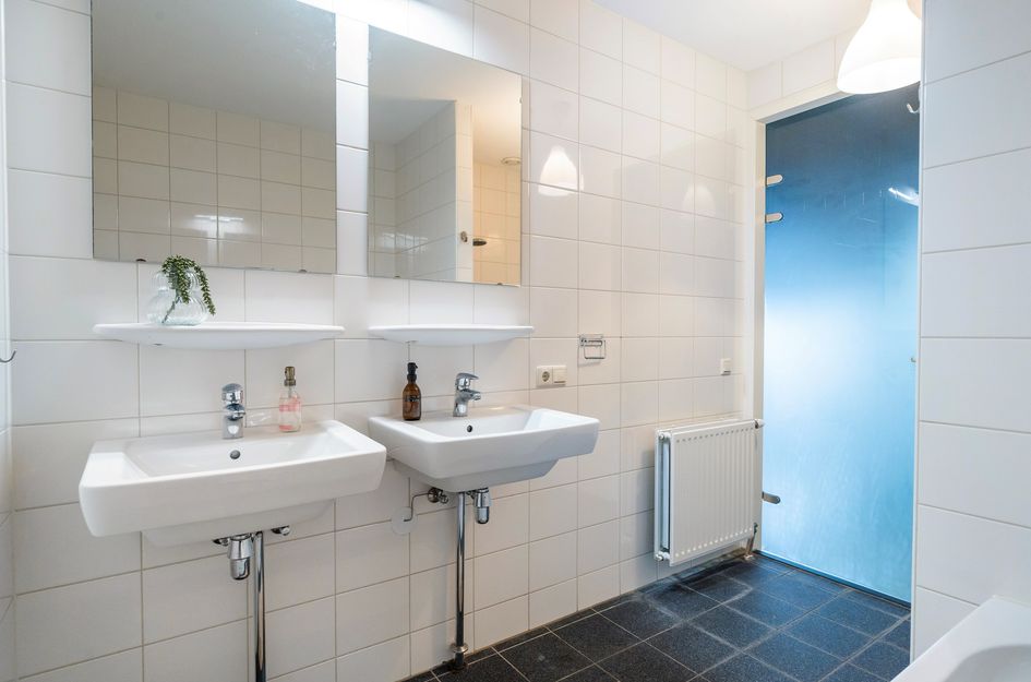 Lloydstraat 38B