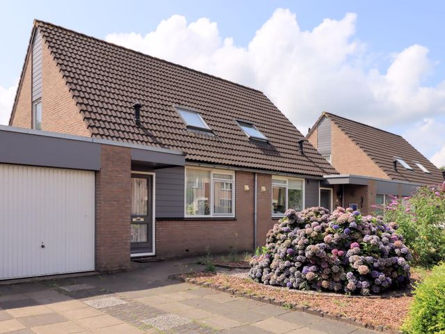 Paasweide 23, Steenwijk