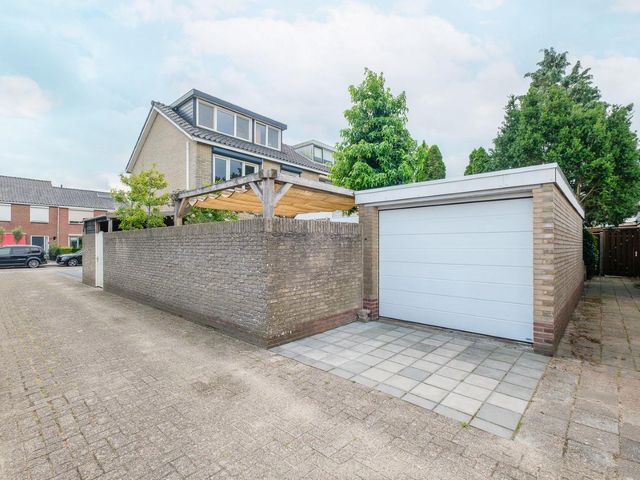Tichlerstraat 12, IJsselmuiden
