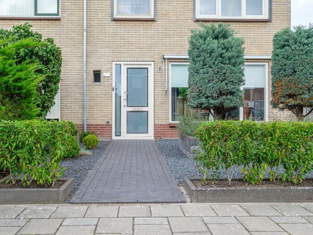 Tichlerstraat 12, IJsselmuiden