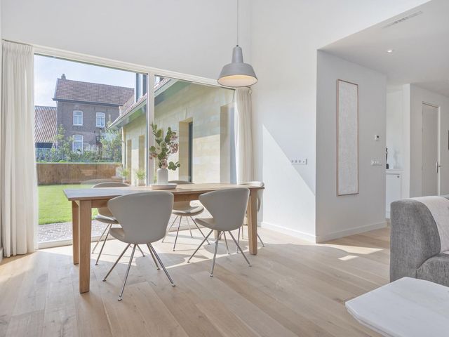 Panhuis 15, Schin Op Geul