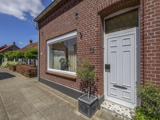 Hoogstraat 94, Tegelen