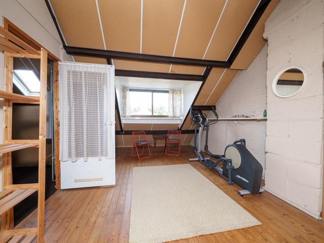 Geelkruid 33, Rotterdam