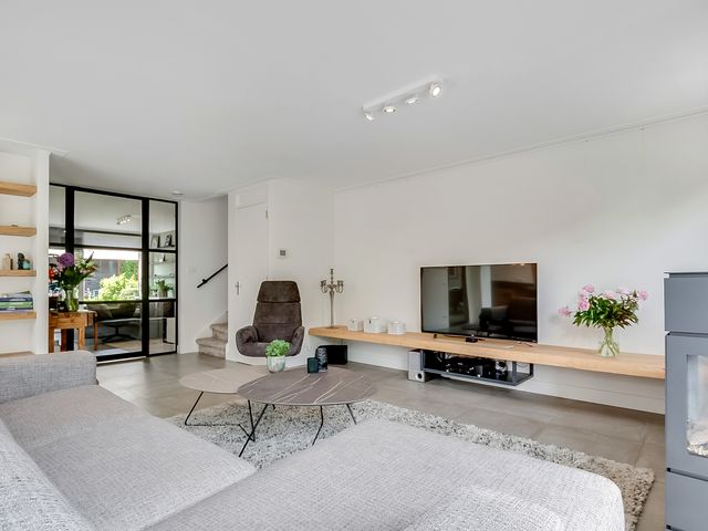Mazurka 5, Nieuw-Vennep