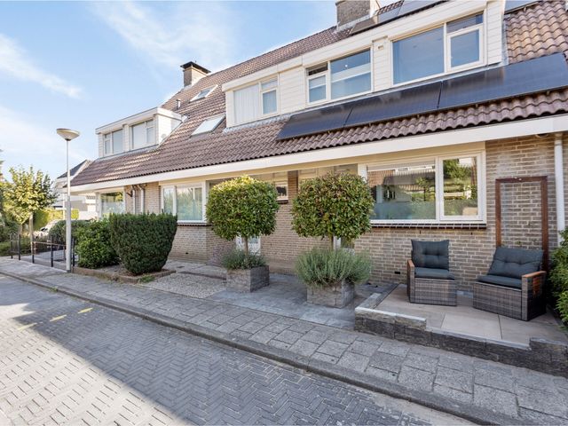 Molenaar van Schelvenlaan 6, Krimpen aan den IJssel