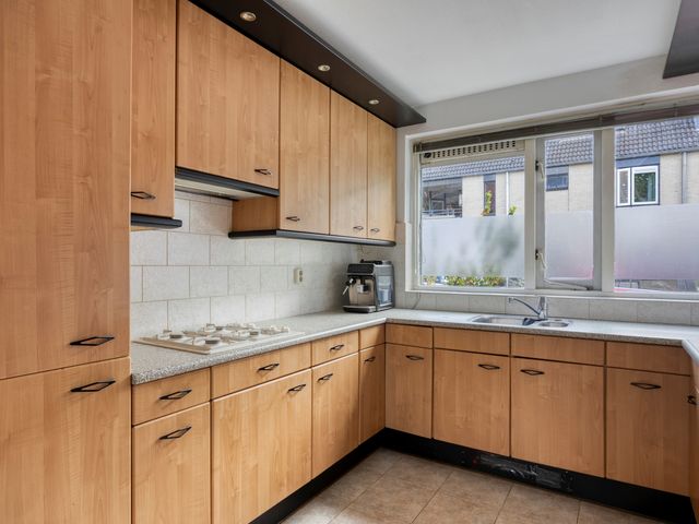 Clariet Kok-van Alphenstraat 35, Leiden