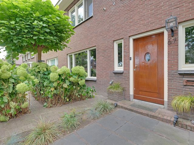Arnhemseweg 67, Zevenaar