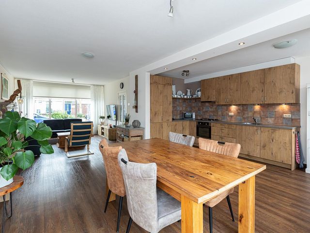 L. van Deijsselstraat 6, Papendrecht