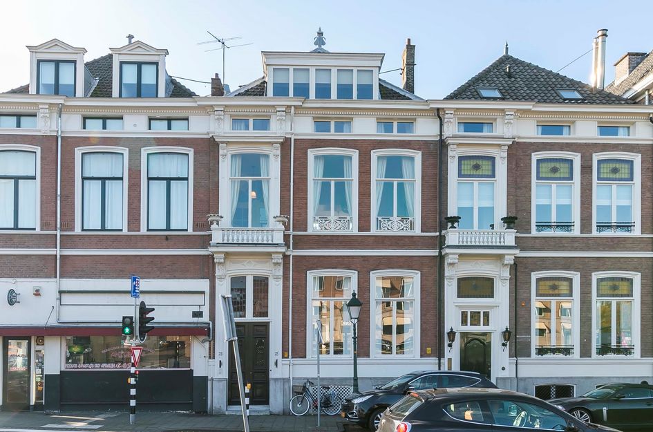 Koninginnegracht 75