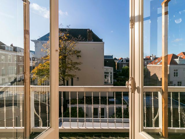 Koninginnegracht 75, Den Haag