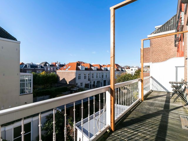 Koninginnegracht 75, Den Haag