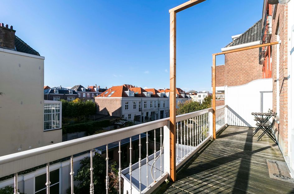 Koninginnegracht 75