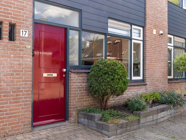 Ten Busschekamp 17, Zwolle