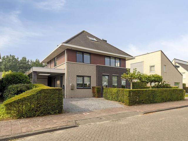 28 Oktoberstraat 3, Wouw