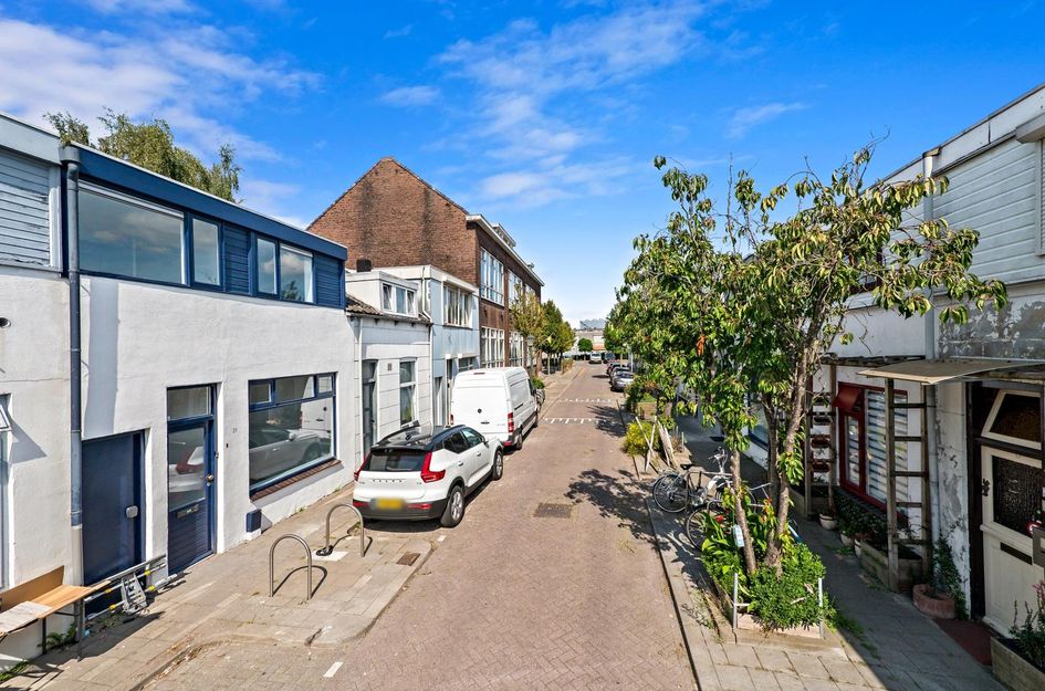 Zalmstraat 21