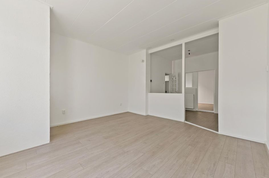 Zalmstraat 21