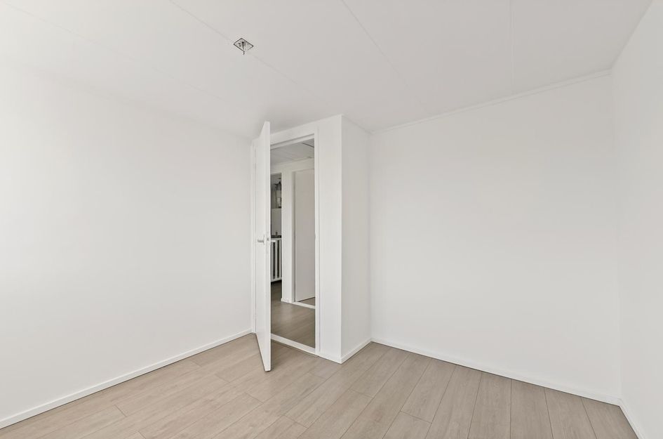 Zalmstraat 21