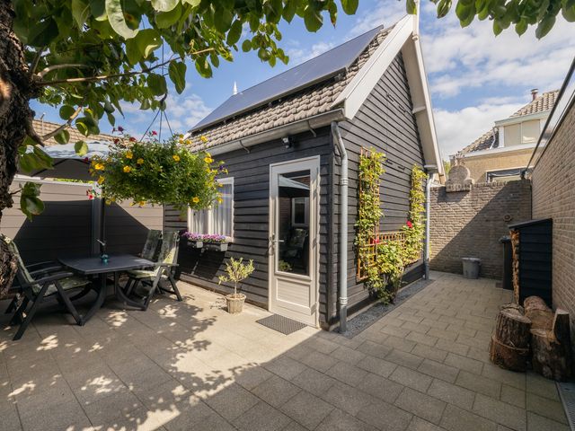 Westersteeg 12, Lekkerkerk