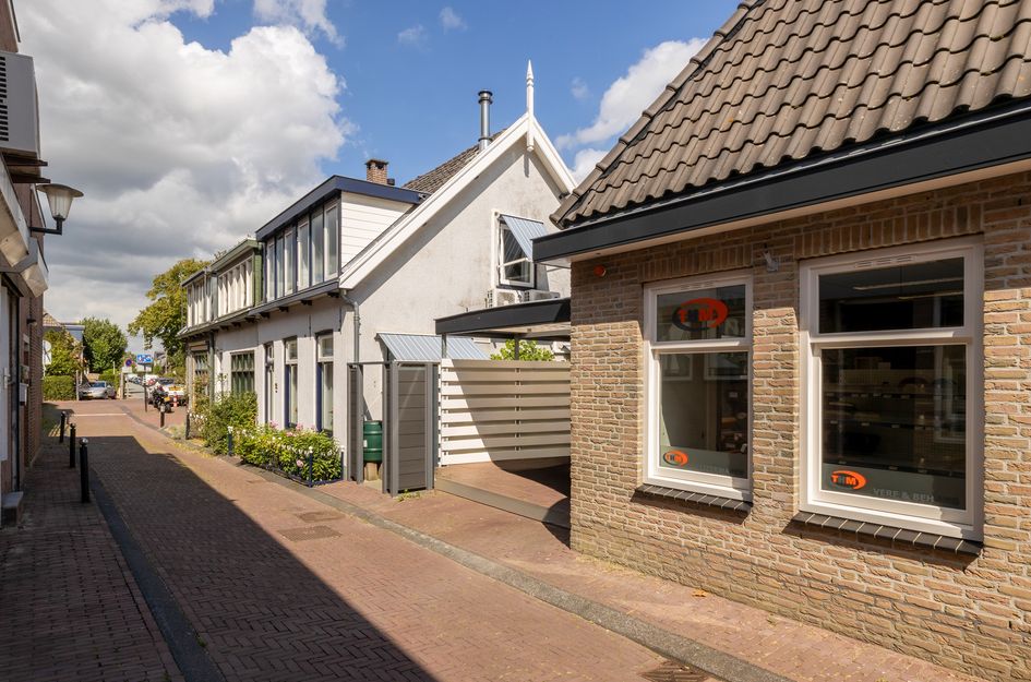 Westersteeg 12