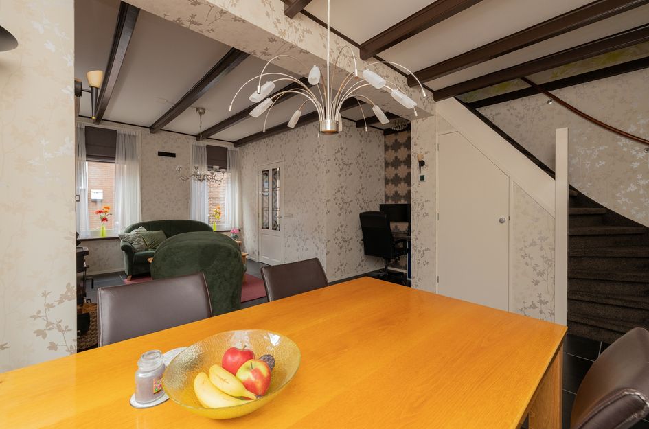 Westersteeg 12