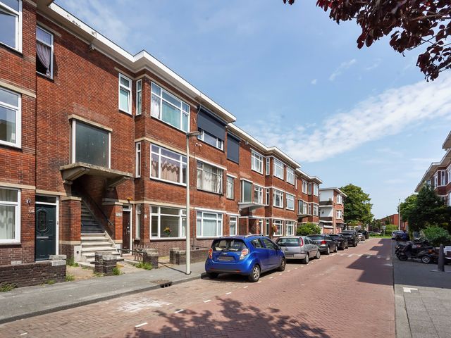 Barneveldstraat 27, Den Haag