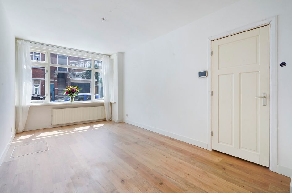 Barneveldstraat 27