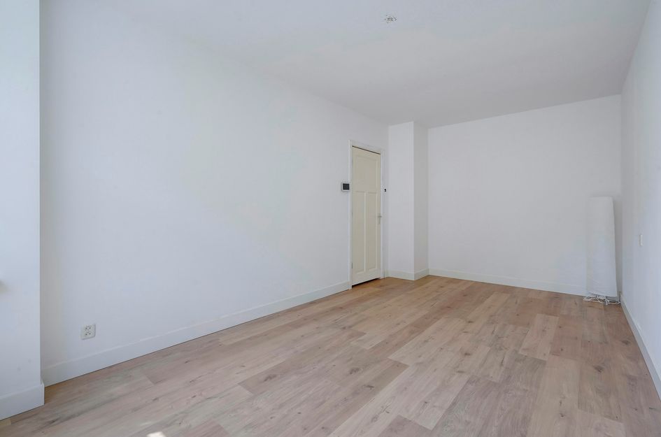 Barneveldstraat 27