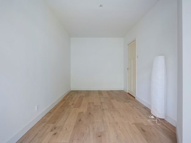 Barneveldstraat 27, Den Haag