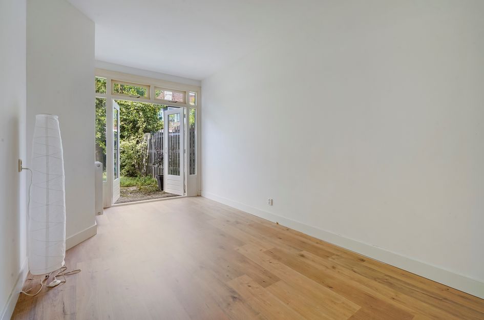Barneveldstraat 27