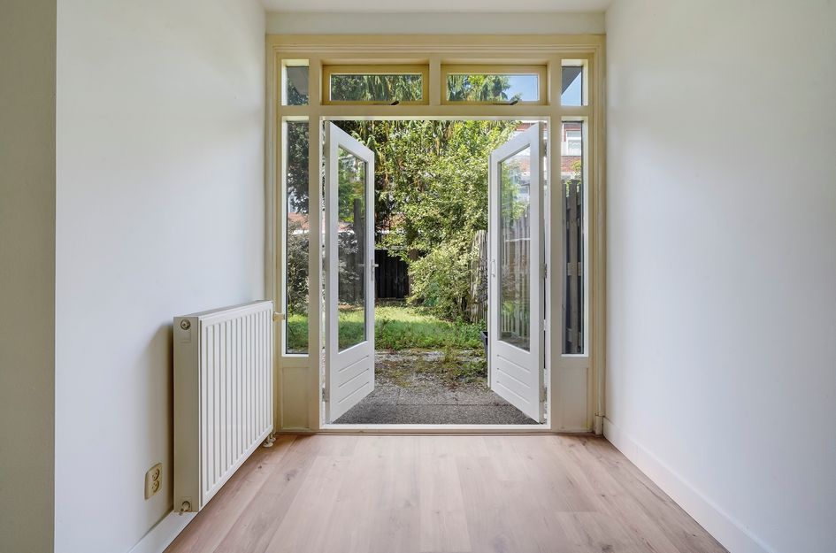 Barneveldstraat 27