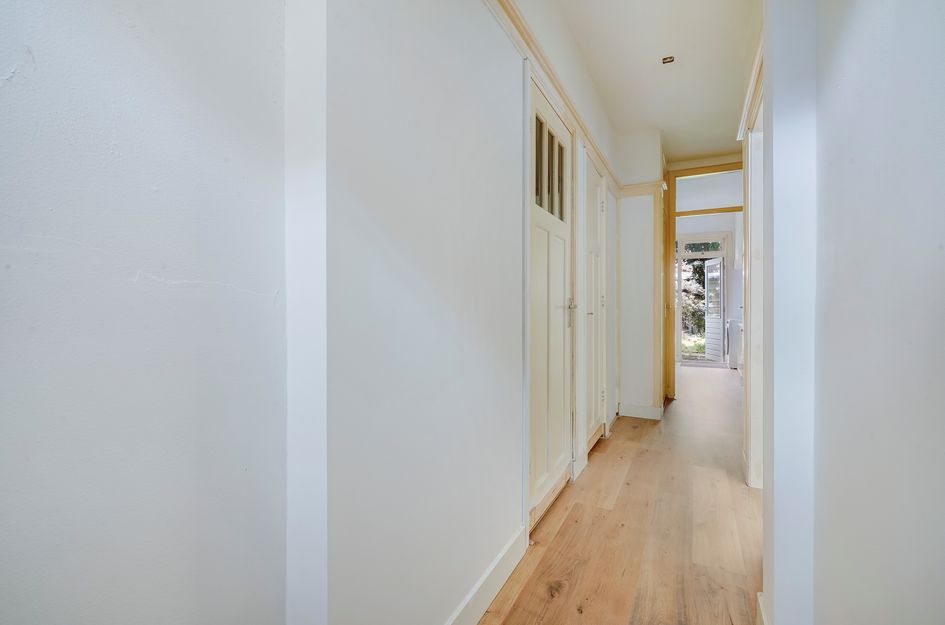 Barneveldstraat 27