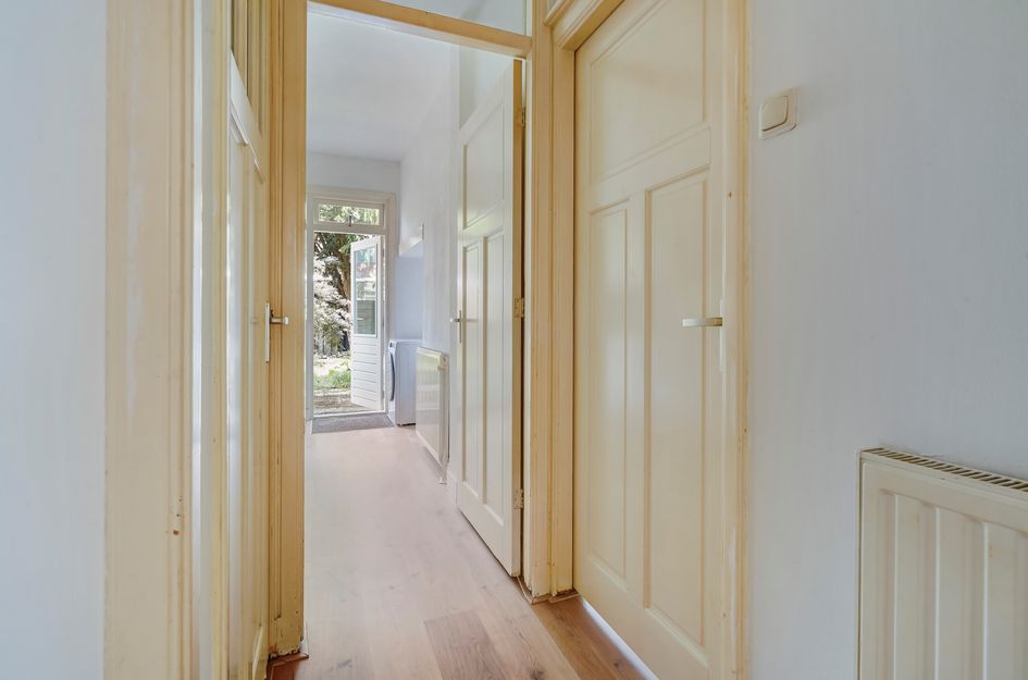 Barneveldstraat 27