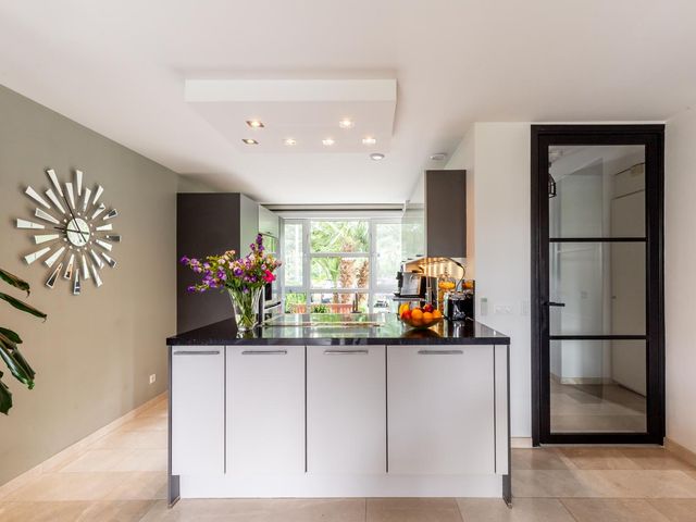 Griseldalaan 60, Nieuw-Vennep