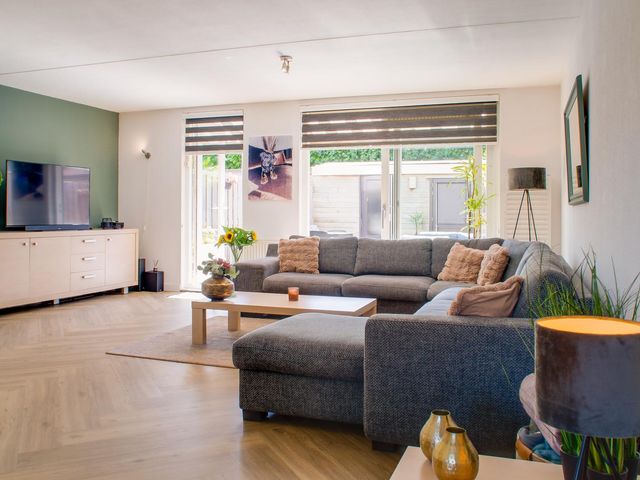 Walenburg 12, Hoofddorp