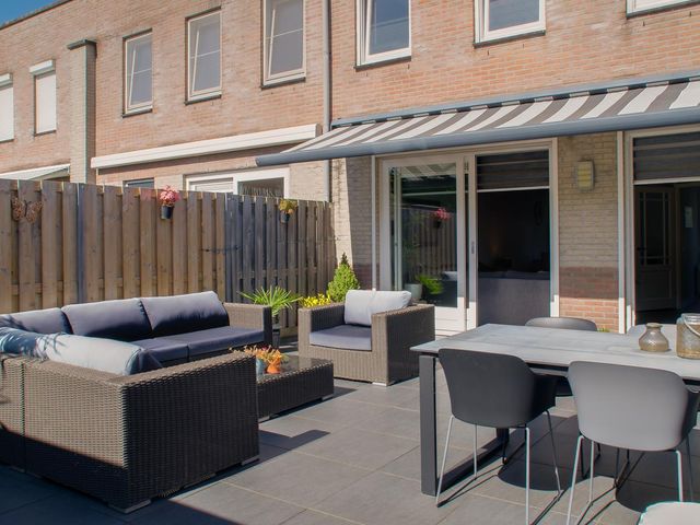 Walenburg 12, Hoofddorp