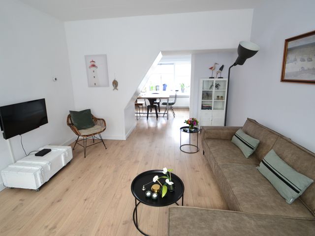 Zuidstraat 96, Katwijk