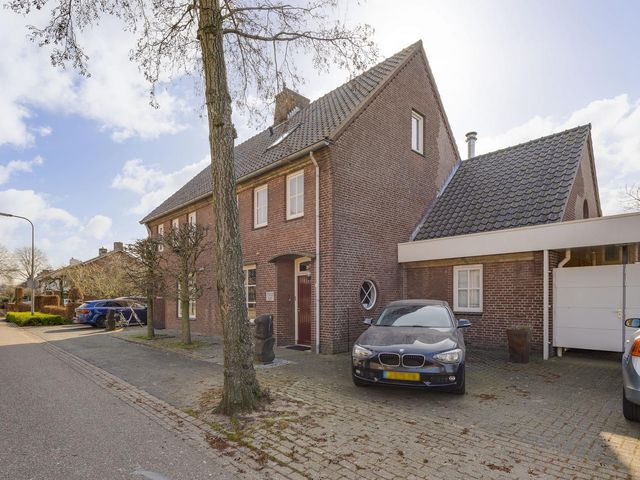 Waatskamp 4, Ospel