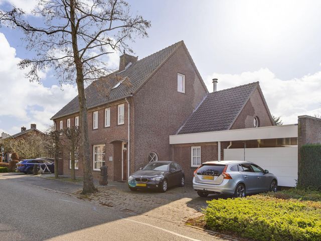 Waatskamp 4, Ospel