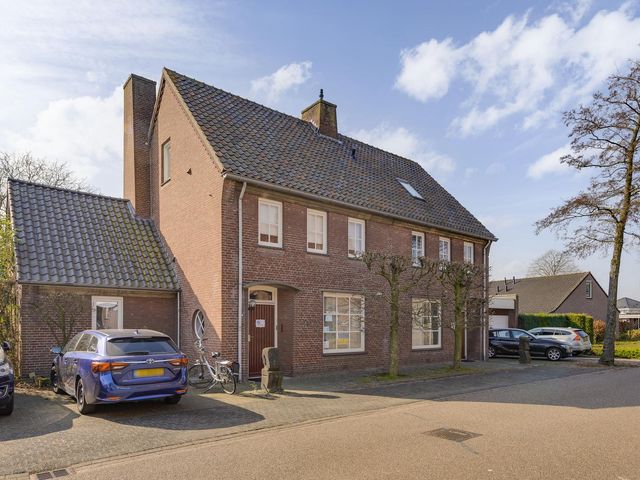 Waatskamp 4, Ospel