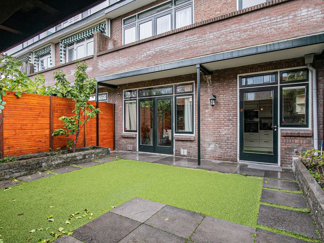 Parkweg 322, Voorburg