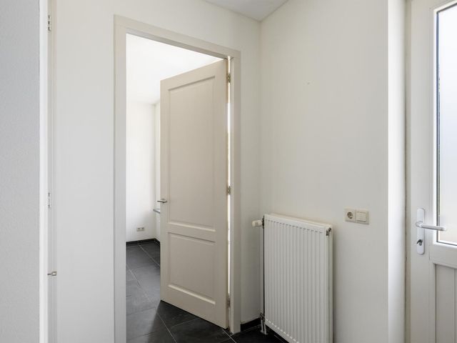 Oudeland 6, Tholen