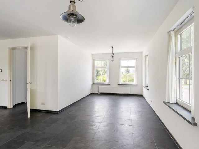Oudeland 6, Tholen