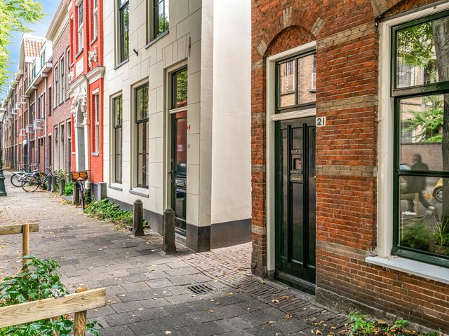 Roggebroodshof 1, Leiden