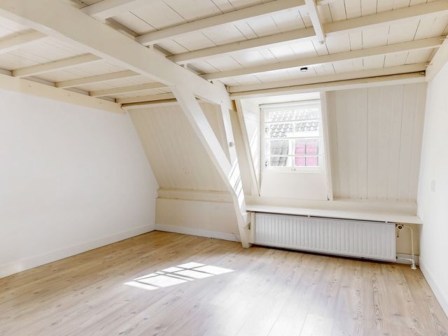Roggebroodshof 1, Leiden