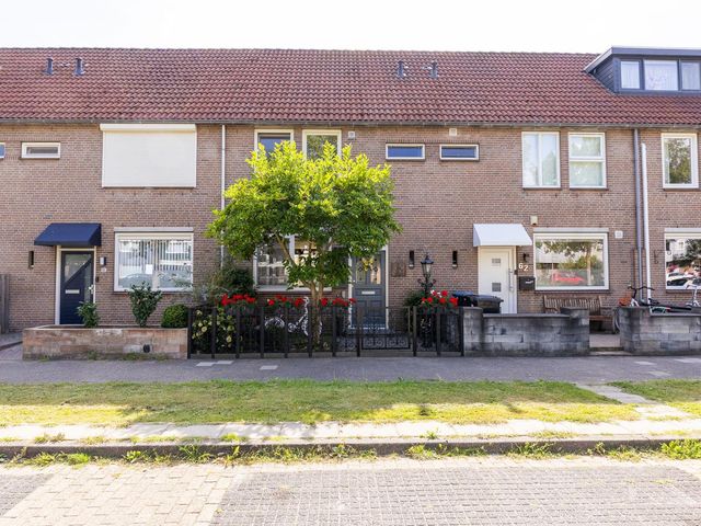 De Graeffweg 64, Purmerend
